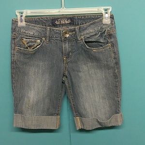 Hint ladies denum shorts